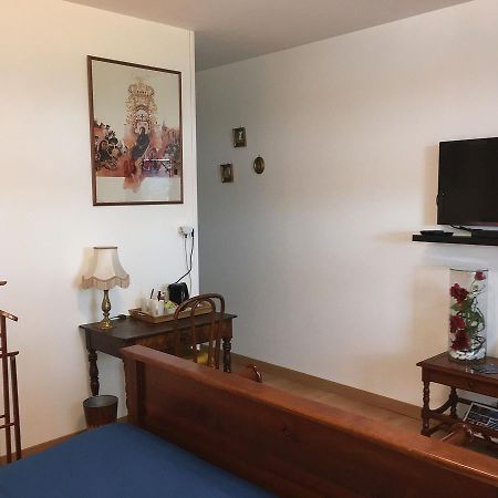 L'Orangerie Bed & Breakfast Bellerive sur Allier Bagian luar foto