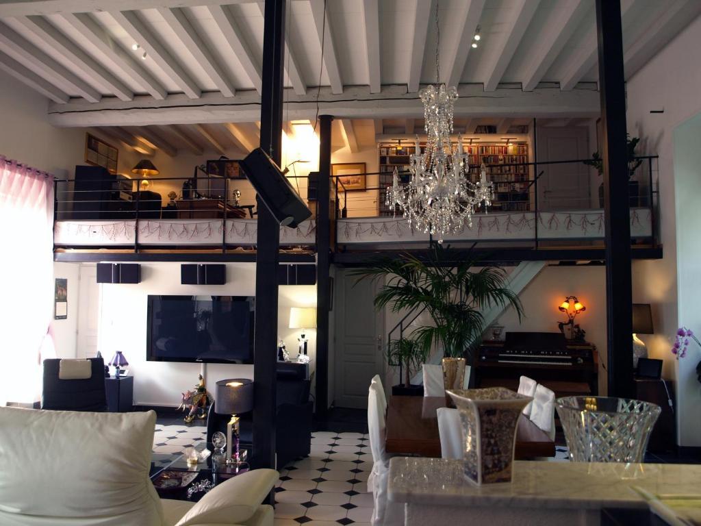 L'Orangerie Bed & Breakfast Bellerive sur Allier Bagian luar foto
